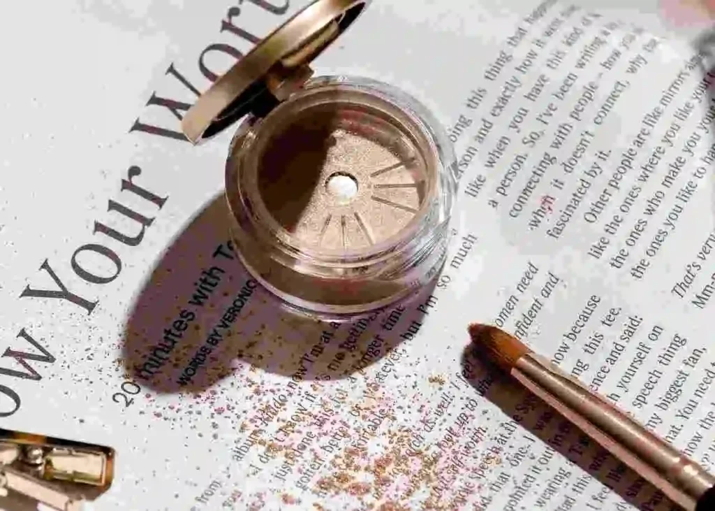 eyeliner makeup outlook